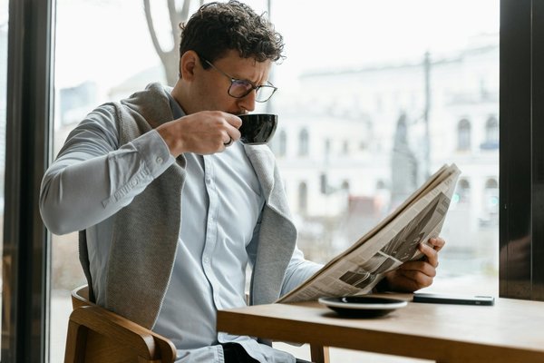 Welche Outfits eignen sich fÃ¼r den BÃ¼roalltag und das Abendessen?